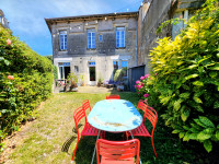 Propriété à vendre à Bordeaux, Gironde - 1 248 000 € - photo n°2
