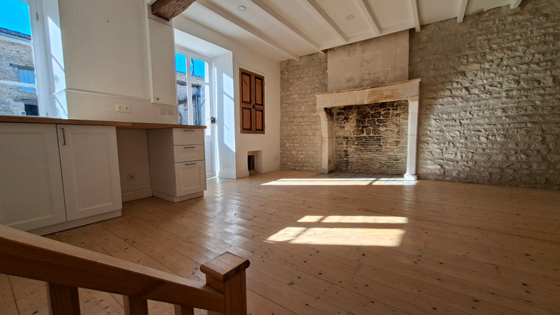French property for sale in Rouillac, Charente - €124,900 - photo 3