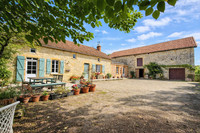 Propriété à vendre à Bouzic, Dordogne - 349 000 € - photo n°1