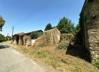 French property for sale in Rochechouart, Haute-Vienne - €20,600 - photo 3