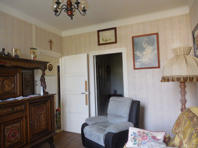 French property for sale in Commentry, Allier - €83,900 - photo 3