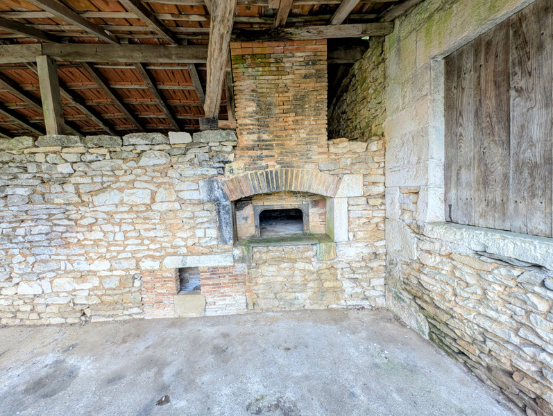 French property for sale in Saint-Claud, Charente - €98,500 - photo 8