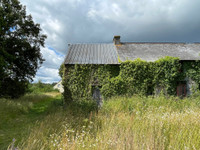 property to renovate for sale in CarentoirMorbihan Brittany