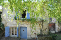 houses and homes for sale inVieux-MareuilDordogne Aquitaine