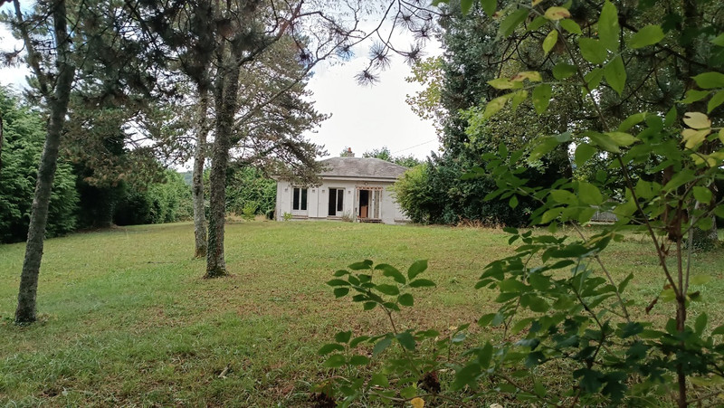 Maison à vendre à Bénévent-l'Abbaye, Creuse - 99.000 € - photo 1