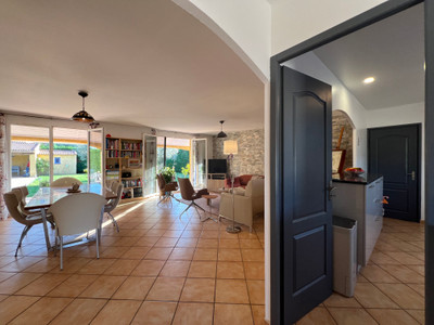 French property for sale in Flayosc, Var - €465,000 - photo 2