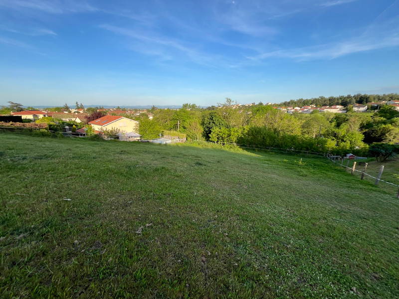 French property for sale in Montbrison, Loire - €99,000 - photo 6