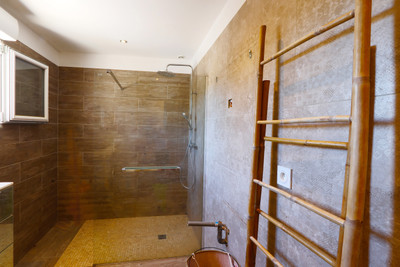 French property for sale in Villars, Vaucluse - €450,000 - photo 8