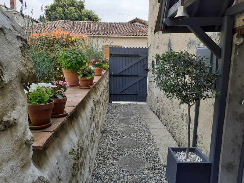 House for sale in Sos LotetGaronne Charming detached 3bedroom