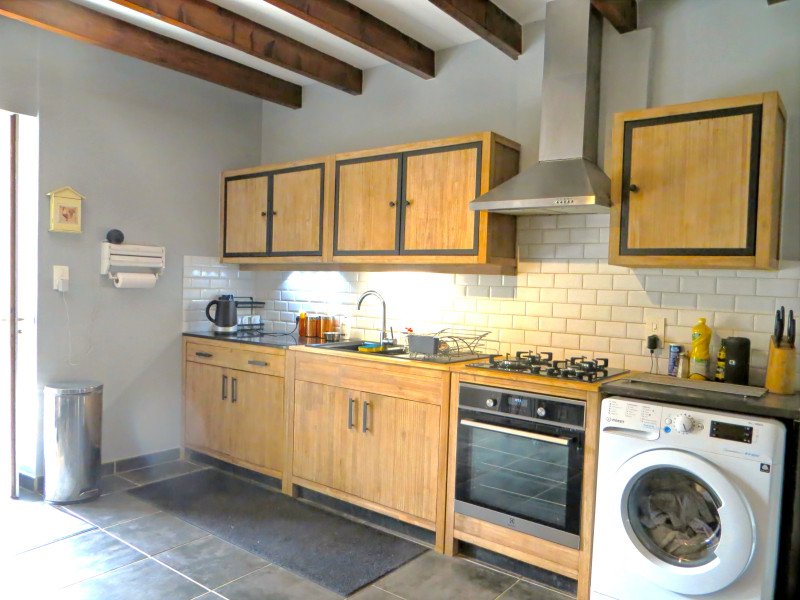 French property for sale in Terres-de-Haute-Charente, Charente - €260,000 - photo 2
