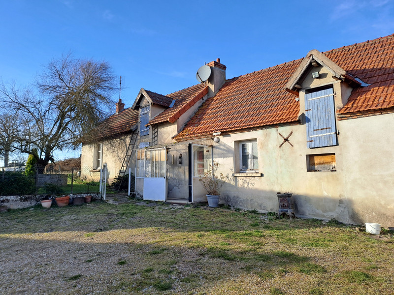 French property for sale in Gueugnon, Saône-et-Loire - €68,000 - photo 0