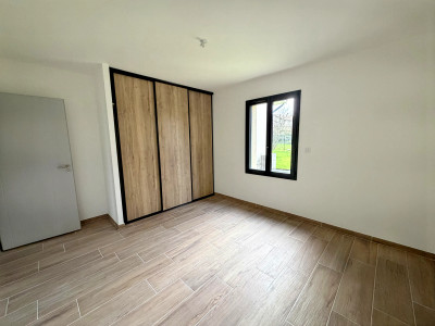 French property for sale in Saint-Claud, Charente - €235,400 - photo 4