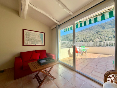 French property for sale in Estoher, Pyrénées-Orientales - €230,000 - photo 9