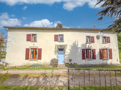 house for sale in Deux-Sèvres