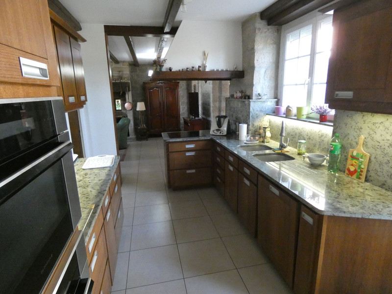 French property for sale in Sarran, Corrèze - €527,880 - photo 4
