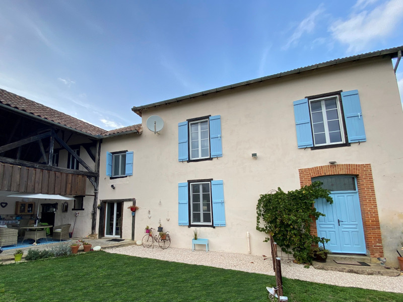 House for sale in Castex Gers 4 bedroom house (3 ensuite) with