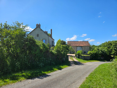 Maison à vendre à Le Vilhain, Allier, Auvergne, avec Leggett Immobilier