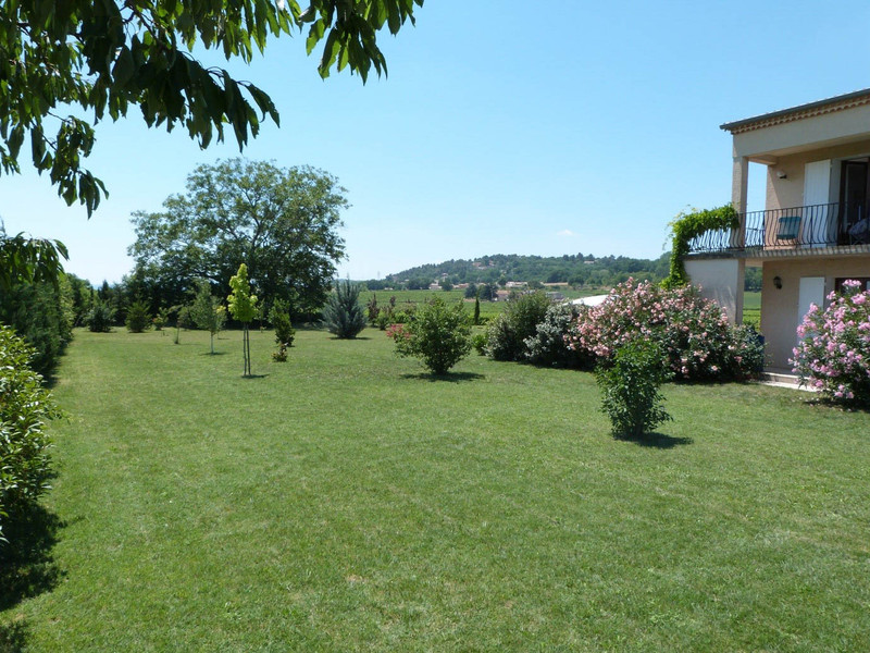 French property for sale in Sainte-Tulle, Alpes-de-Hautes-Provence - &#8364;425,000 - photo 3