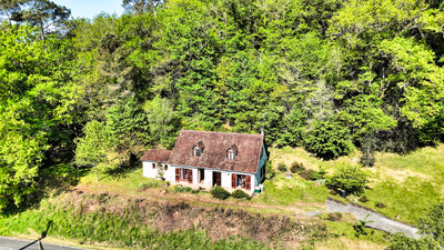 Maison à vendre à Champs-Romain, Dordogne, Aquitaine, avec Leggett Immobilier