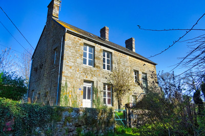 Maison à vendre à Notre-Dame-du-Rocher, Orne, Basse-Normandie, avec Leggett Immobilier
