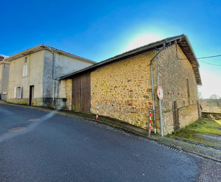 French property for sale in Brigueuil, Charente - €141,700 - photo 1