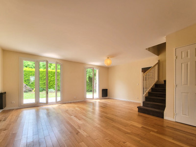 French property for sale in Chambourcy, Yvelines - €780,000 - photo 3