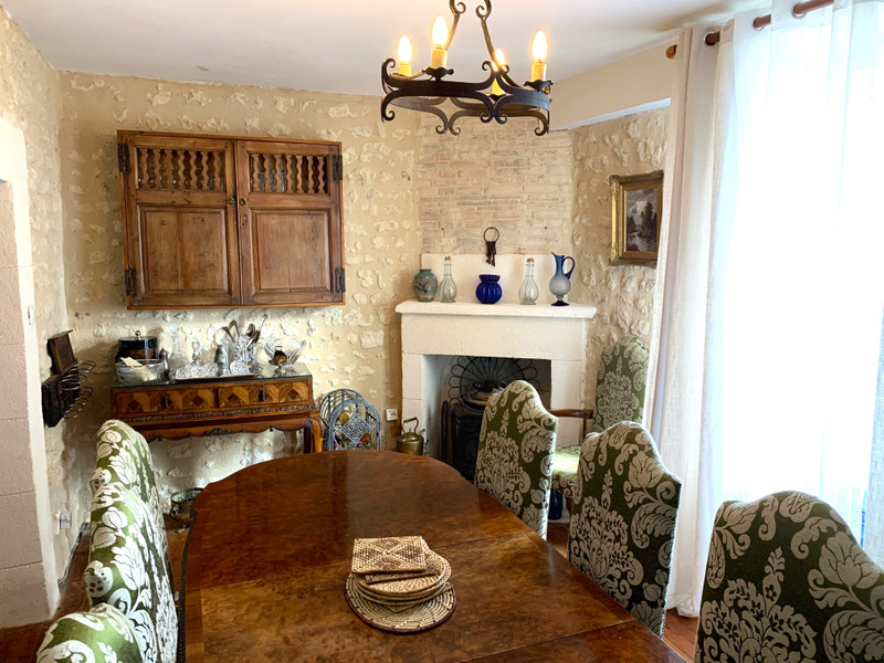 French property for sale in Salles-Lavalette, Charente - &#8364;422,000 - photo 6