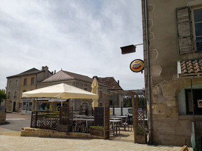 French property for sale in Châlus, Haute-Vienne - €206,000 - photo 1