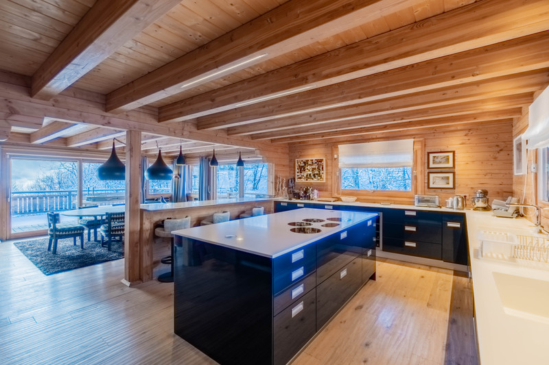 French property for sale in Fontcouverte-la-Toussuire, Savoie - &#8364;2,890,000 - photo 4