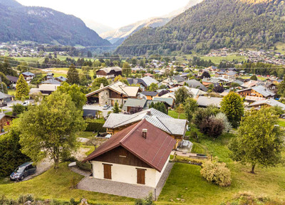 French property for sale in Morzine, Haute-Savoie - €539,980 - photo 1