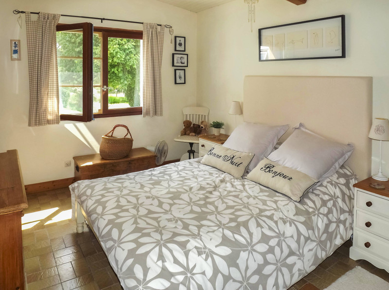French property for sale in Millac, Vienne - €116,630 - photo 6