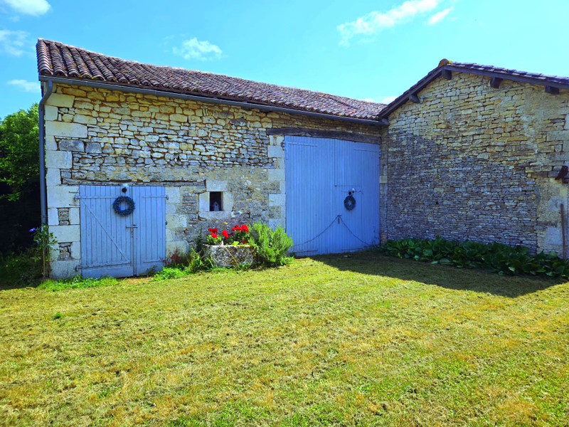 French property for sale in Pliboux, Deux-Sèvres - €169,500 - photo 9