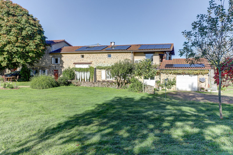 French property for sale in Saint-Flour, Puy-de-Dôme - €447,000 - photo 3