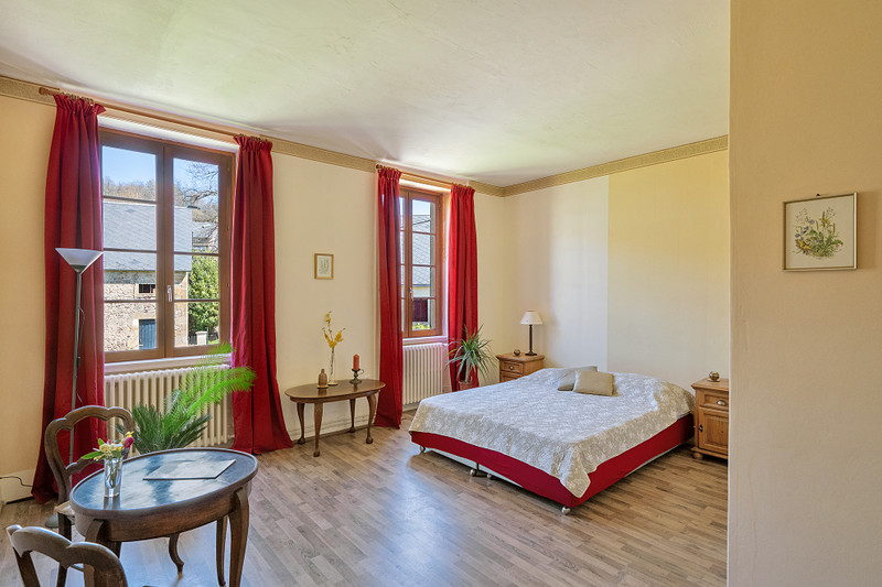 French property for sale in Villapourçon, Nièvre - €495,000 - photo 10