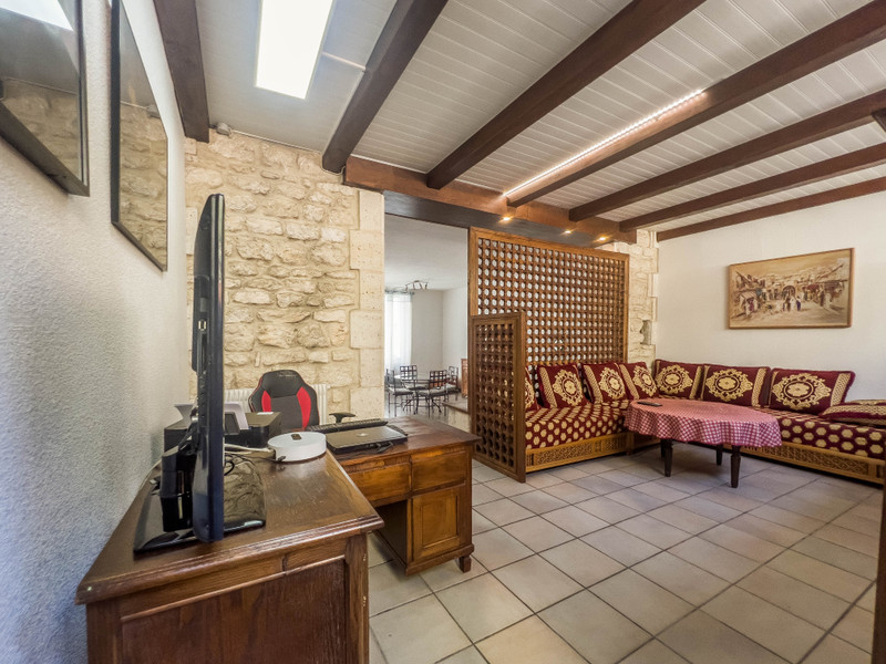 French property for sale in Angoulême, Charente - €299,500 - photo 2