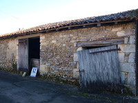 property to renovate for sale in SavignéVienne Poitou_Charentes