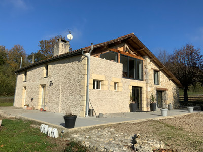 Maison à vendre à Mézin, Lot-et-Garonne, Aquitaine, avec Leggett Immobilier