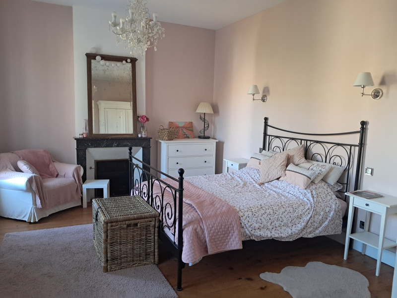 French property for sale in Fronsac, Gironde - €588,300 - photo 8