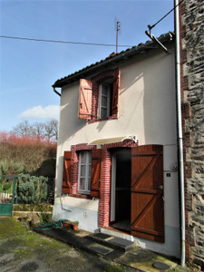 Maison à vendre à Peyrat-de-Bellac, Haute-Vienne, Limousin, avec Leggett Immobilier