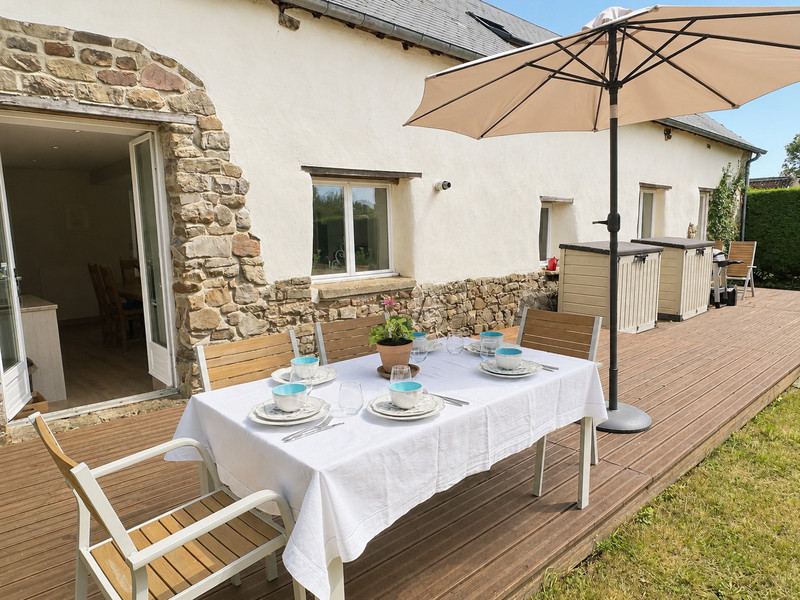 French property for sale in Neufmesnil, Manche - €249,995 - photo 10