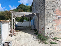 Propriété à vendre à Genouillé, Vienne - 189 000 € - photo n°15