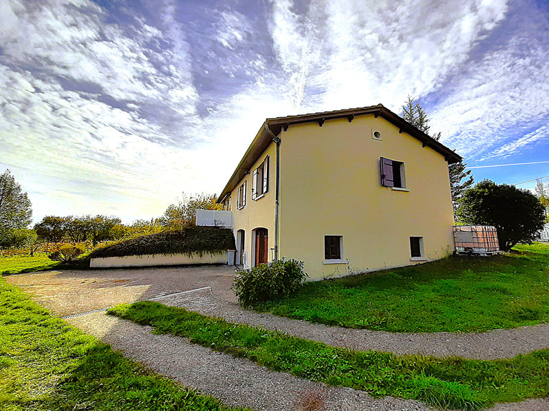 French property for sale in Saint-Séverin, Charente - €189,570 - photo 9