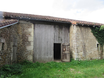 French property for sale in Saint-Romain, Vienne - €41,000 - photo 7