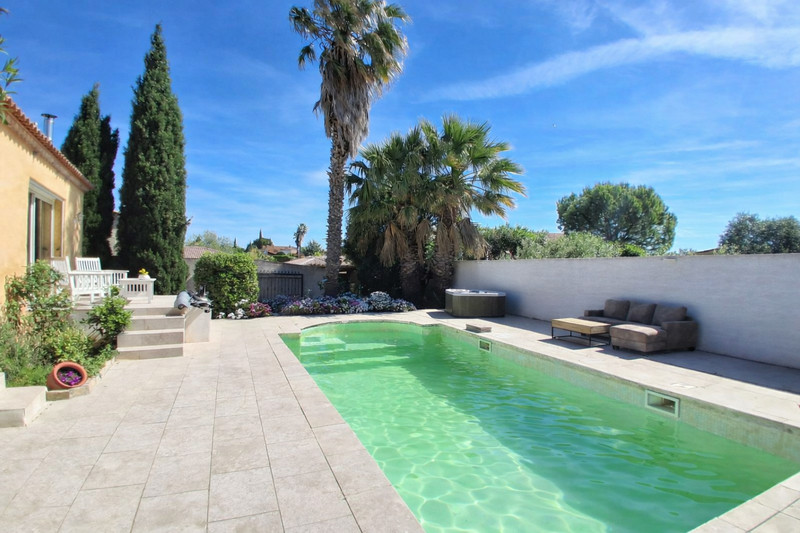 Propriété à vendre à Espondeilhan, Hérault - 489 000 €