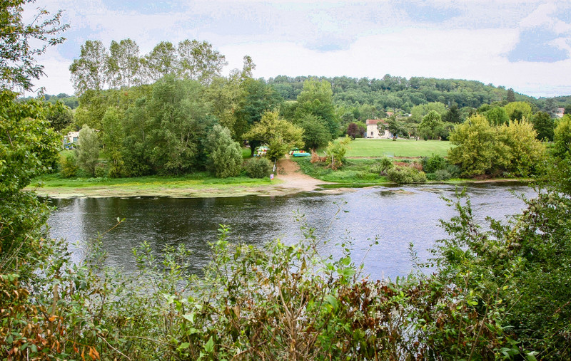 French property for sale in Sainte-Foy-la-Grande, Gironde - €780,000 - photo 3