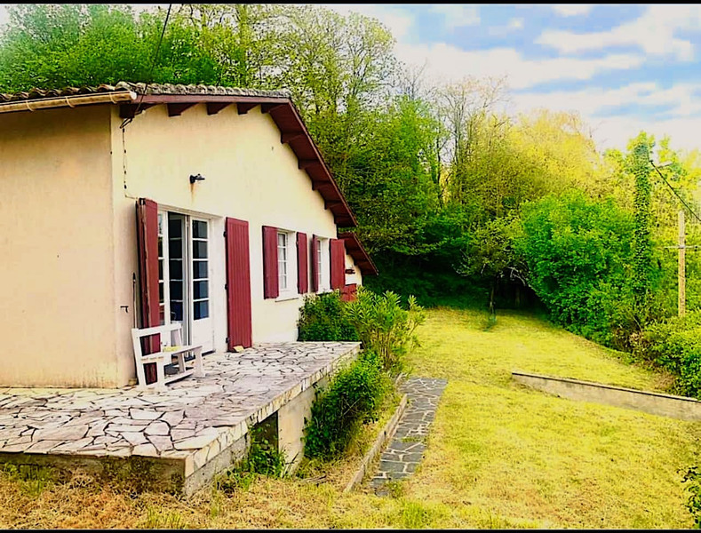 French property for sale in Rougnac, Charente - €152,000 - photo 8