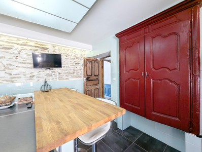 French property for sale in Courniou, Hérault - €315,000 - photo 4