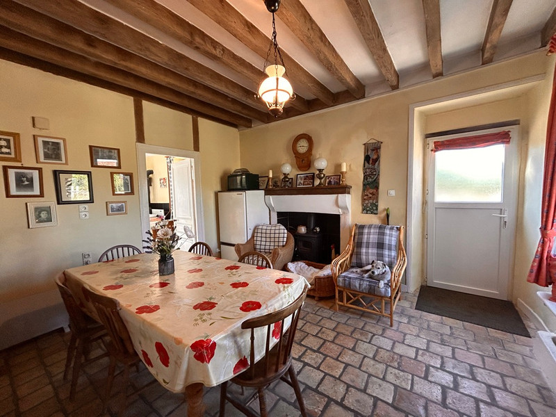 French property for sale in Tilly, Indre - €141,700 - photo 2