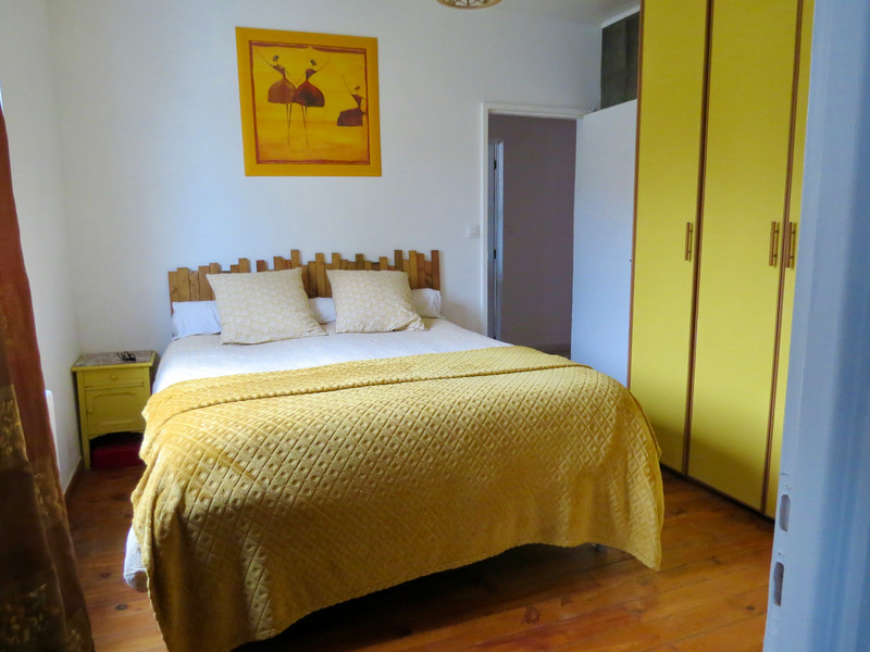 House for sale in Saintes CharenteMaritime Detached house with 3