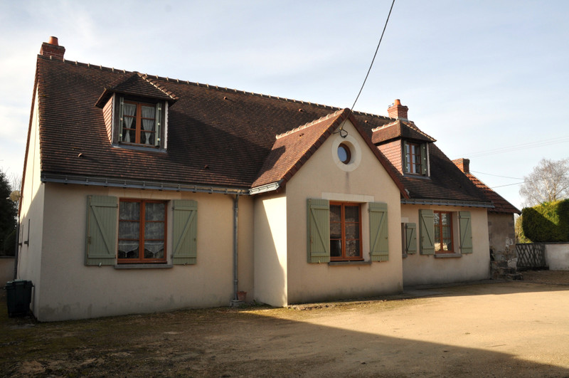 Maison à vendre à Gizeux, Indre-et-Loire - 183 600 € - photo 1